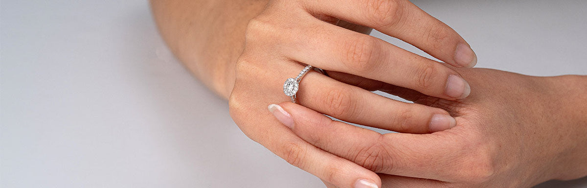 Hand mit Ring