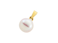 Pearl pendant