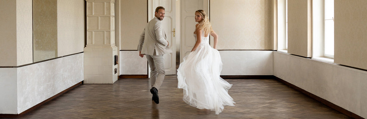 Hand mit drei Ringen