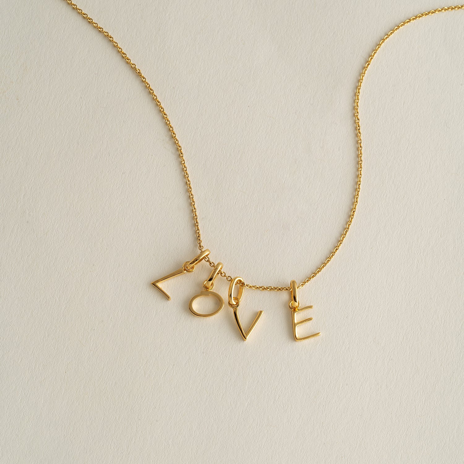 Anhänger Buchstabe