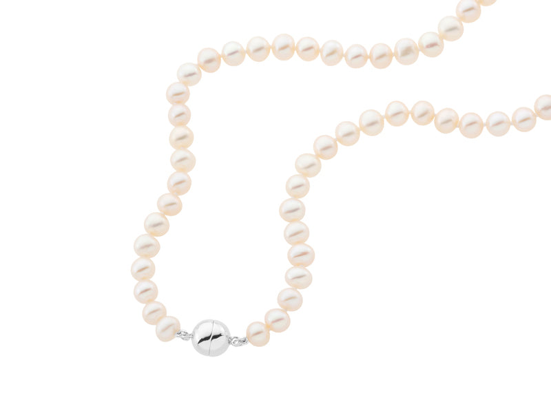 Pearl necklace