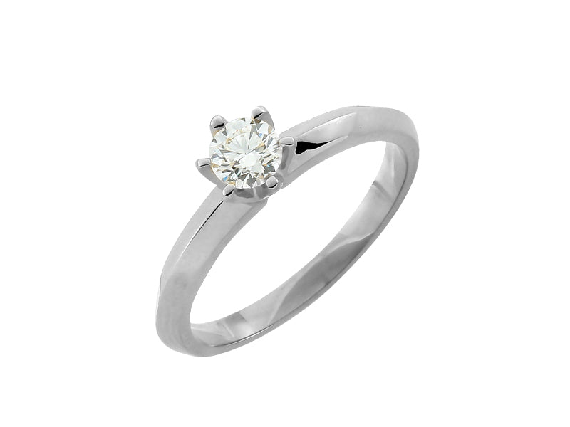 Solitaire ring